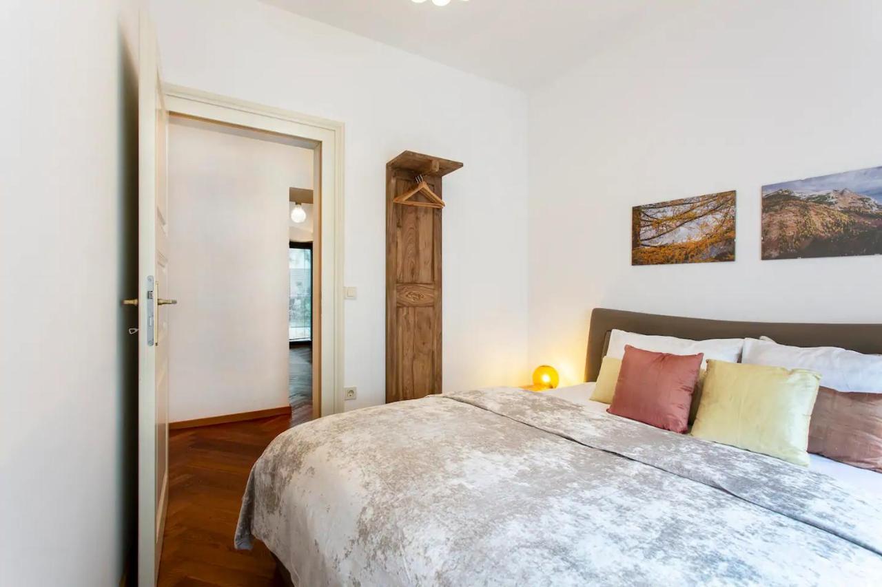 Address Deluxe Downtown Apartment