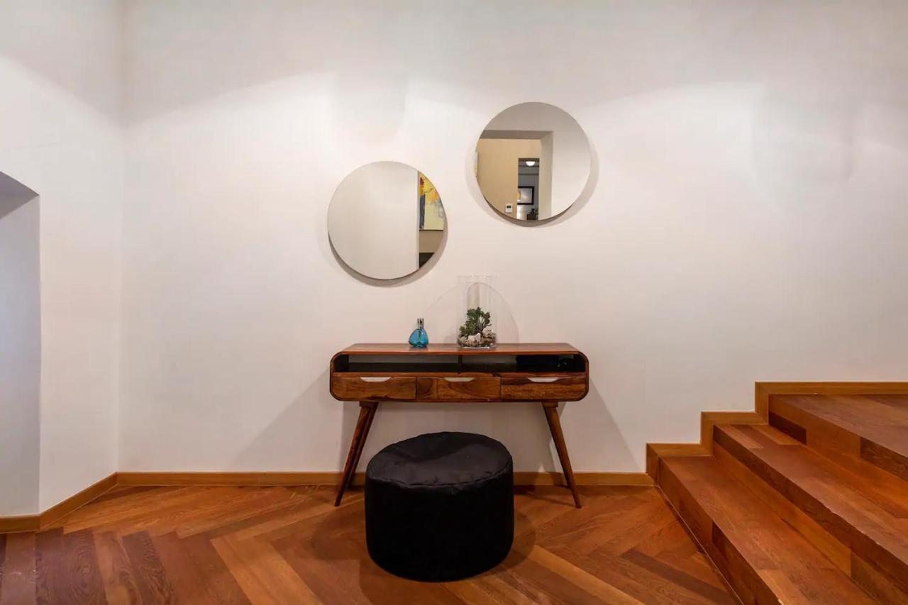 Address Deluxe Downtown Apartment